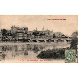 Carte postale ancienne de Pau avec vue panoramique sur le Pont de Jurançon et le château de Pau.