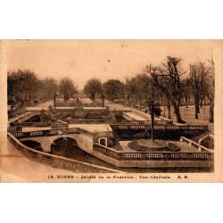 13 - NÎMES - Jardin de la Fontaine - Vue Générale - A.R.