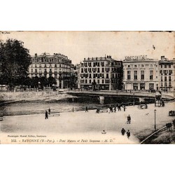 Carte postale ancienne de Bayonne montrant le Pont Mayou et le quartier du Petit Bayonne au début du XXᵉ siècle.