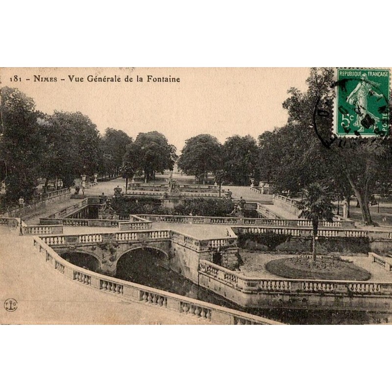 181 - NÎMES - Vue Générale de la fontaine