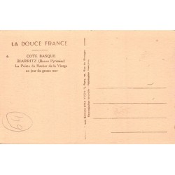 Carte Postale Ancienne Biarritz Rocher de la Vierge Grosse Mer Éditions Yvon