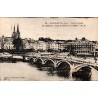 Carte postale ancienne de Bayonne montrant le Pont Saint-Esprit, la cathédrale et le théâtre.