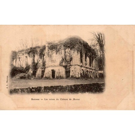 Carte postale ancienne des ruines du Château de Marrac à Bayonne au début du XXᵉ siècle.