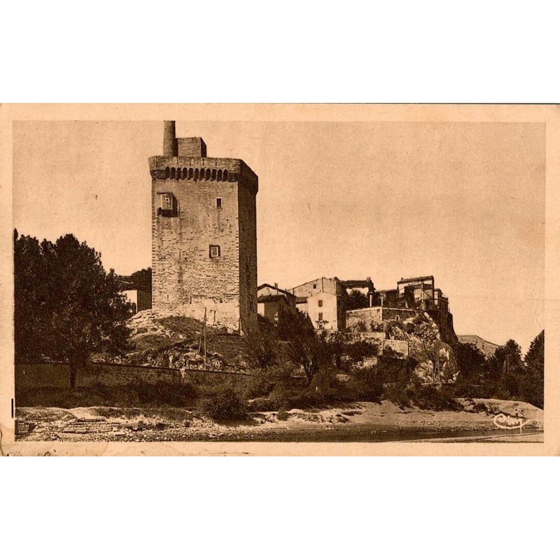 VILLENEUVE-lès-AVIGNON (Gard) - Tour de Philippe-le-Bel construite en 1292