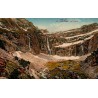 Carte postale ancienne colorisée du Cirque de Gavarnie avec ses falaises et cascades dans les Hautes-Pyrénées.