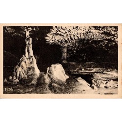 Carte Postale Ancienne Aventignan Grottes de Gargas Salle des Fêtes FLIM