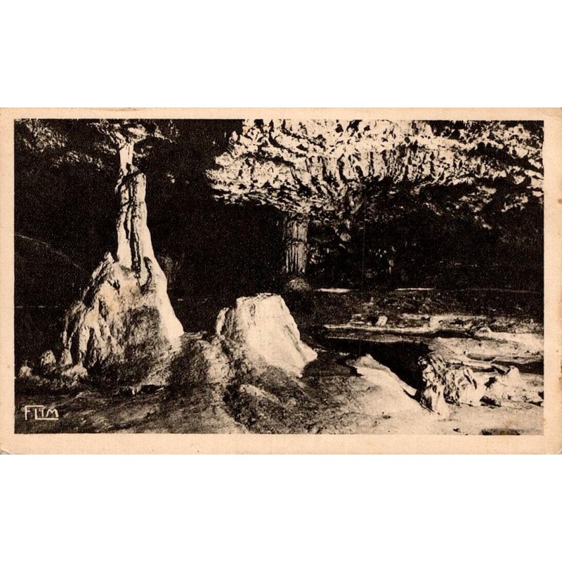 Carte Postale Ancienne Aventignan Grottes de Gargas Salle des Fêtes FLIM