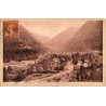 Carte postale ancienne de Cauterets avec vue générale prise du Mamelon-Vert dans les Hautes-Pyrénées.