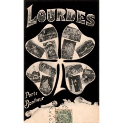 Carte postale ancienne de Lourdes en forme de trèfle porte-bonheur avec vues multiples des sanctuaires.