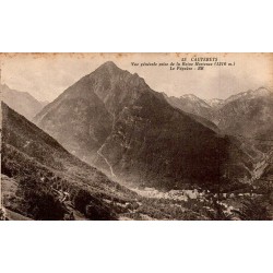 Carte postale ancienne de Cauterets montrant une vue générale depuis la Reine Hortense vers le Péguère.