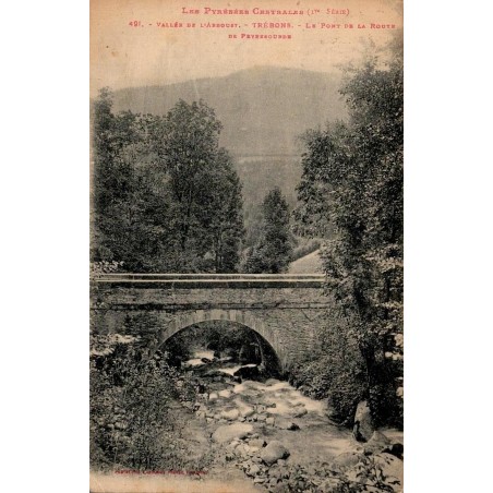 Carte postale ancienne de Trébons montrant le pont de la route de Peyresourde dans la vallée de l'Arboust.