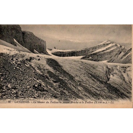 Carte postale ancienne du glacier du Taillon avec la Fausse Brèche et le sommet du Taillon à Gavarnie.