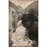 Carte postale ancienne de Cauterets montrant le Gave et les sommets pyrénéens, édition Ducassé.