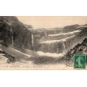 Carte postale ancienne du Cirque de Gavarnie avec ses cascades et son timbre Semeuse 5 centimes.