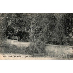 Carte postale ancienne de Montmorency montrant le Pausilippe et le ruisseau de Mousse dans la forêt