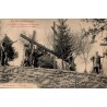 Carte postale ancienne de Lourdes représentant la IIᵉ station du Calvaire où Jésus est chargé de sa Croix

Title
