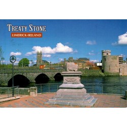 Carte postale moderne de Limerick montrant la Treaty Stone devant le château du Roi Jean.