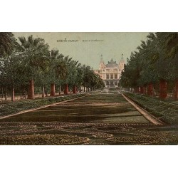 Carte postale ancienne des allées du Casino de Monte-Carlo avec jardins et façade du Casino.