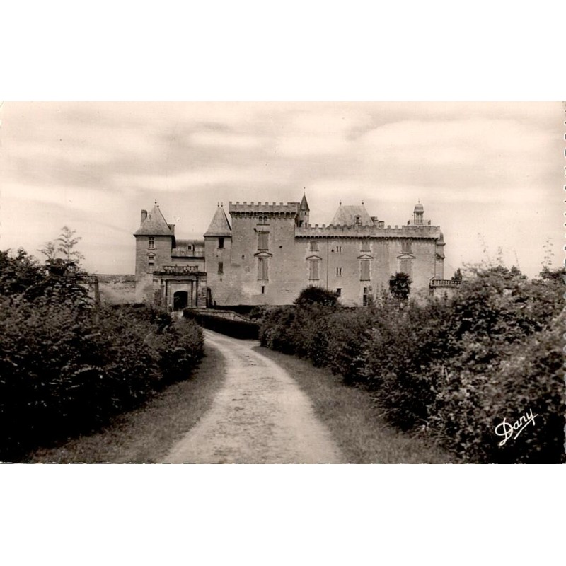Carte postale ancienne Vayres Gironde château entrée principale