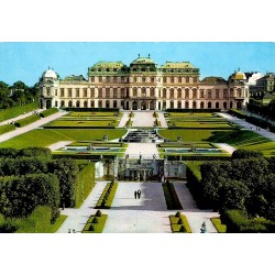 CPSM du château du Belvédère à Vienne avec vue panoramique sur le palais baroque et ses jardins.