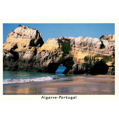 Carte postale CPM des falaises et arche rocheuse du littoral de l'Algarve au Portugal