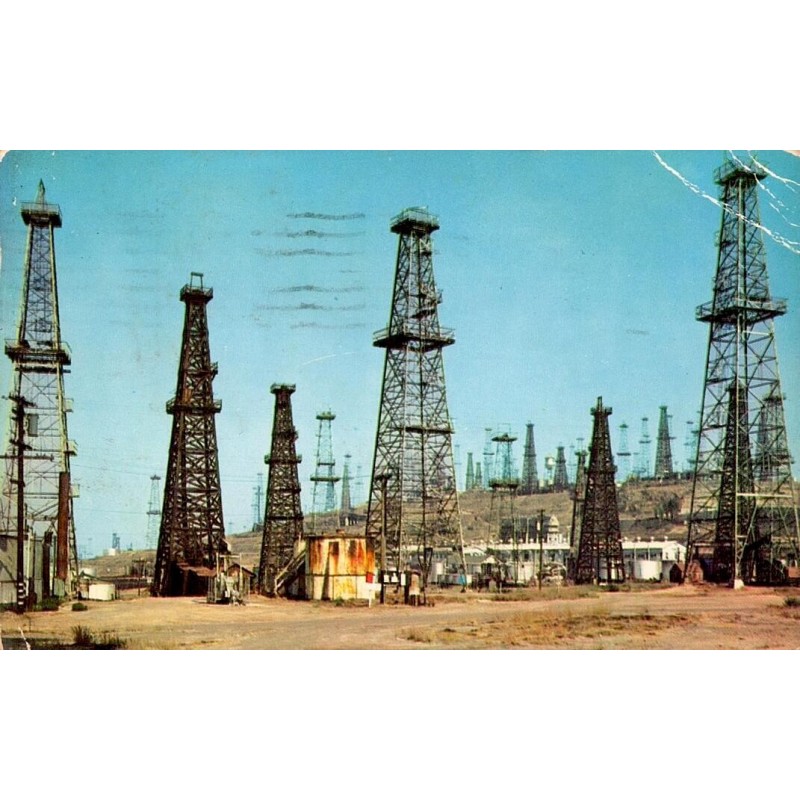 Derricks pétroliers de Signal Hill à Long Beach Californie Carte Postale CPSM circulée de 1955