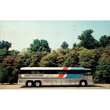Autocar Greyhound Americruiser aux États-Unis Carte Postale CPM