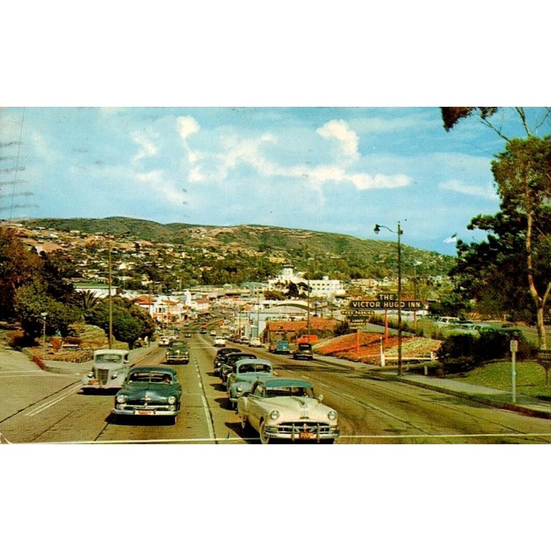 Carte postale CPSM de Laguna Beach Californie avec vue générale circulée en 1955