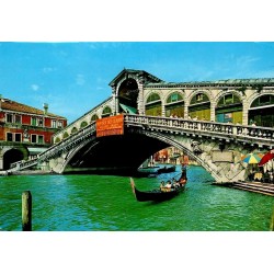 CPM Venise Pont du Rialto Ponte di Rialto Italie carte circulée