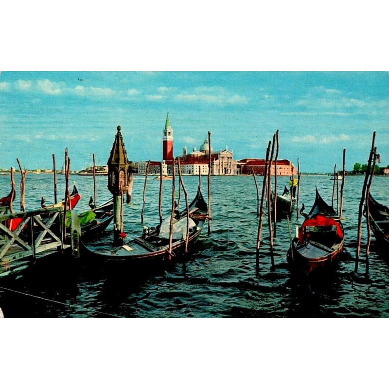 CPSM Venise Isola di San Giorgio gondoles Venise Italie carte postale circulée