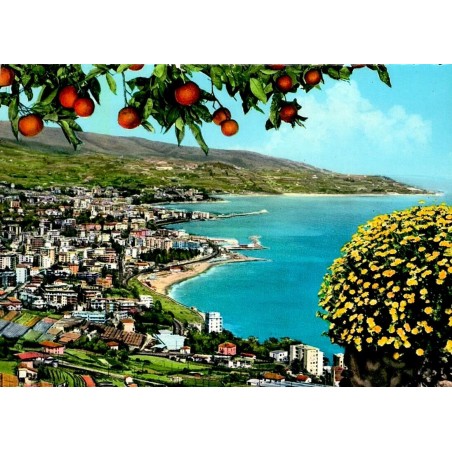 CPM San Remo panorama da Ponente Riviera dei Fiori Italie carte postale moderne