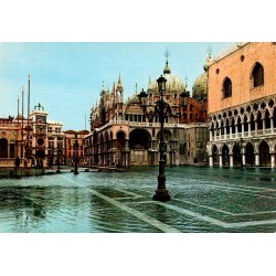 CPM Venise Piazzetta San Marco Acqua Alta Basilique Saint-Marc Italie carte postale moderne