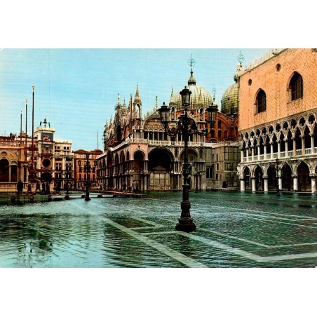 CPM Venise Piazzetta San Marco Acqua Alta Basilique Saint-Marc Italie carte postale moderne