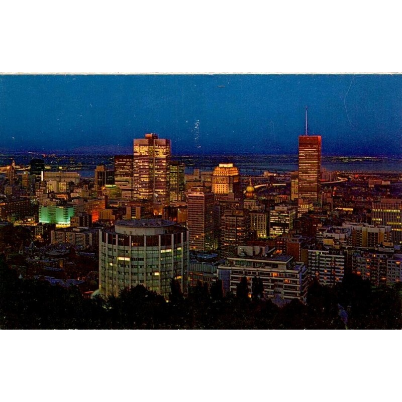 CPM panorama nocturne de Montréal vu depuis le Mont-Royal Québec Canada