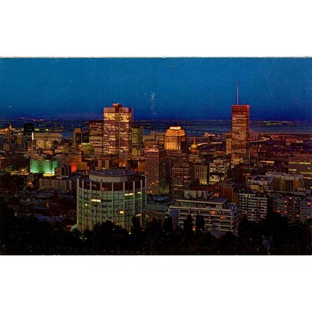 CPM panorama nocturne de Montréal vu depuis le Mont-Royal Québec Canada