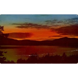 CPM coucher de soleil sur le lac Archambault à Saint-Donat Laurentides Québec Canada