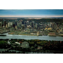 CPM Montréal vue aérienne île Sainte-Hélène Biosphère Vieux-Port Québec Canada