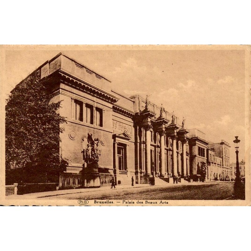 CPSM Bruxelles Palais des Beaux-Arts façade monumentale éditée par P.I.B.