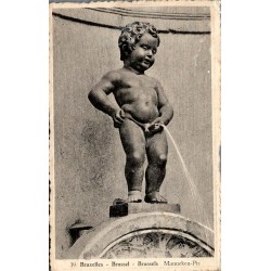 CPA Bruxelles Manneken-Pis statue emblématique de Belgique