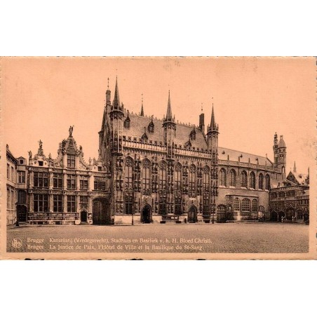 CPA Bruges Hôtel de Ville Basilique du Saint-Sang Justice de Paix Belgique