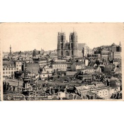 CPA panorama de Bruxelles avec l'église Sainte-Gudule Belgique