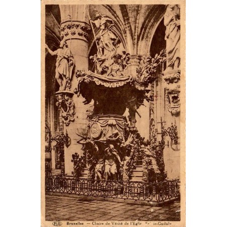 CPA Bruxelles Chaire de Vérité de l'église Sainte-Gudule vue intérieure