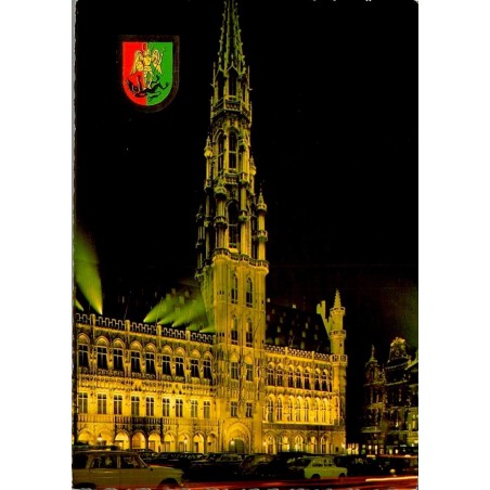 CPM Hôtel de Ville de Bruxelles illuminé de nuit Grand-Place Belgique circulée en 1974