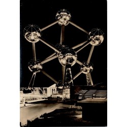 CPSM Atomium de Bruxelles illuminé de nuit Belgique carte vierge