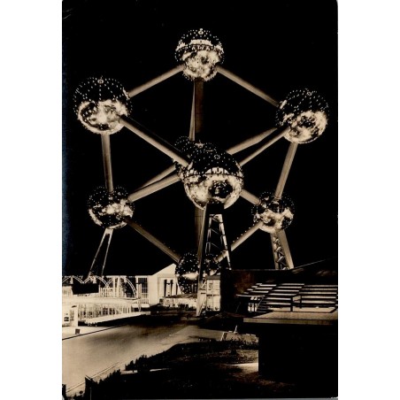 CPSM Atomium de Bruxelles illuminé de nuit Belgique carte vierge
