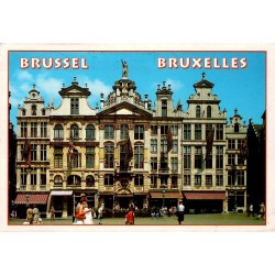 CPM Bruxelles Grand-Place Belgique maisons des corporations carte postale circulée 2005