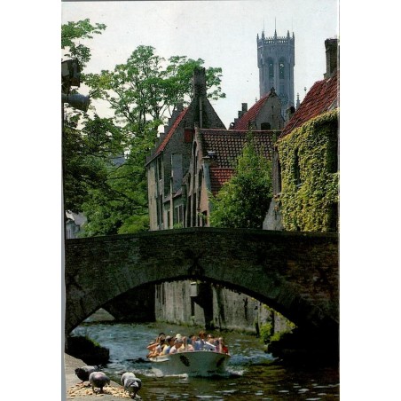CPM Brugge Quai Vert Peerdenbrug Beffroi Bruges Belgique canal carte postale moderne
