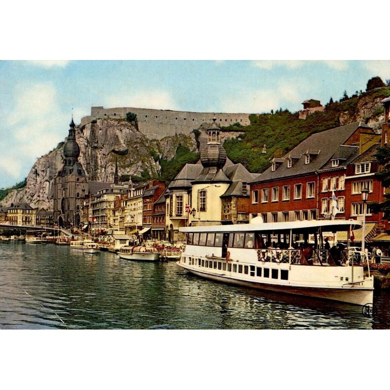 CPSM Dinant bateaux touristiques Meuse citadelle collégiale Belgique carte postale