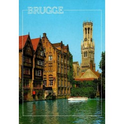 CPM Bruges Quai du Rosaire Rozenhoedkaai et beffroi Belgique