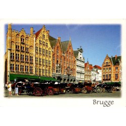 CPM Bruges Grand-Place Grote Markt avec calèches Belgique